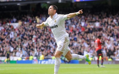 爱游戏体育-传统中锋已消亡